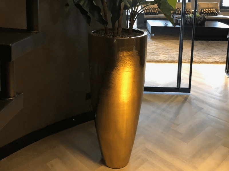 Plantenpot met bladgouden afwerking